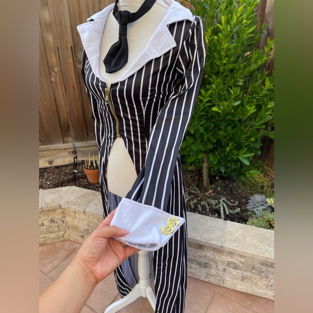 *NEW! Women Halloween Costume MAFIA MAMA, S/M - $ sign - Picture 3 of 11